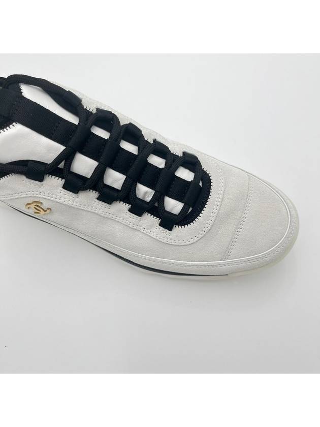 Mixed Fiber Suede Low Top Sneakers White Chanel