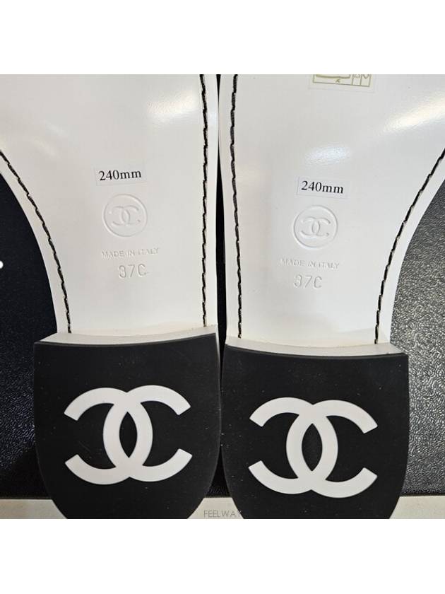 women sandals Chanel