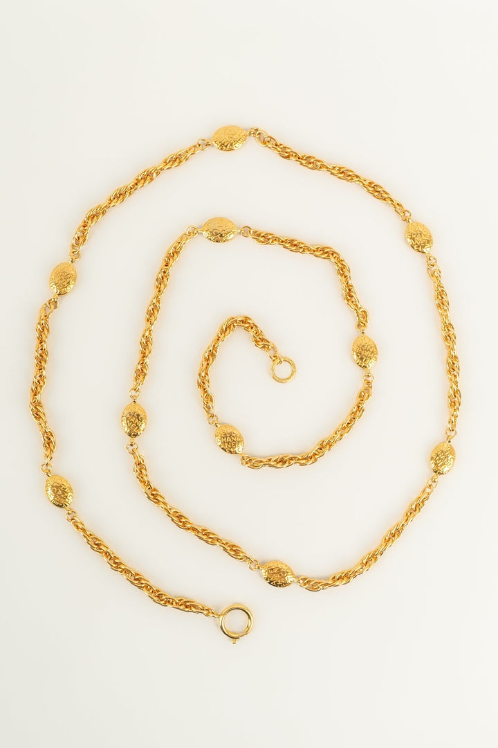 Collier / sautoir en m√©tal dor√© Chanel