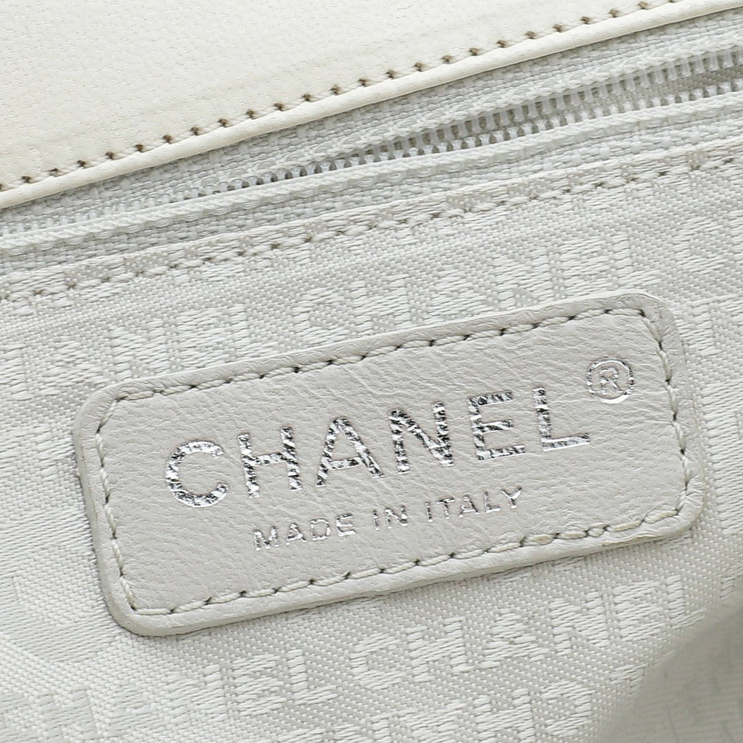 Chanel Bicolor Chocolate Bar Kiss Lock Flap Medium Bag