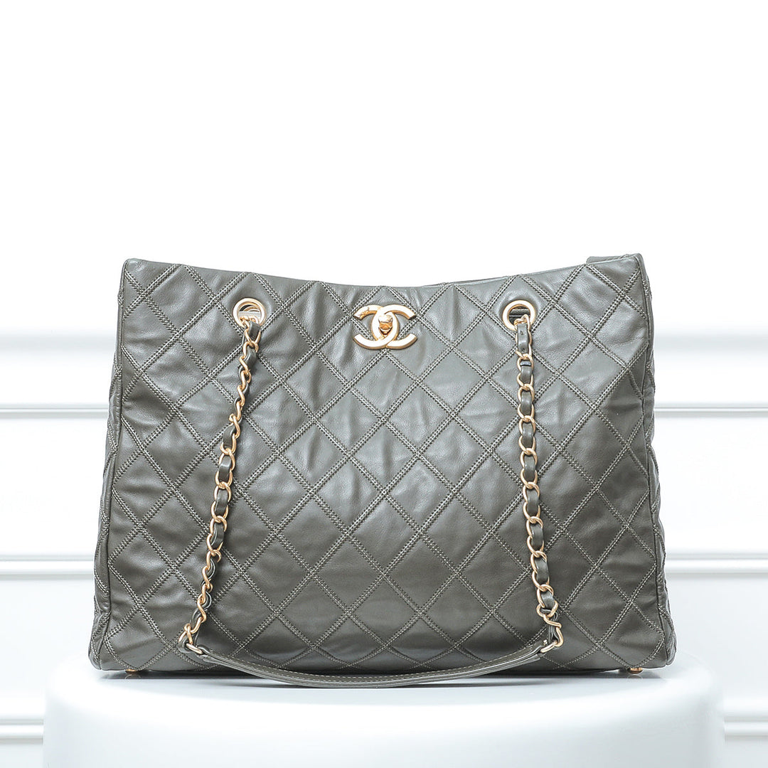 Chanel Deep Olive Green Thin City Accordion Bag