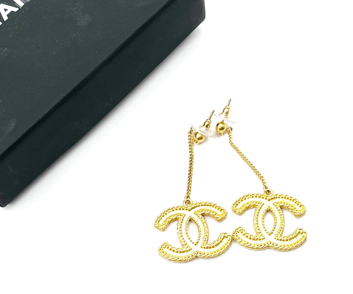 Top Quality Chanel Classic Gold CC Dangle Piercing Earrings