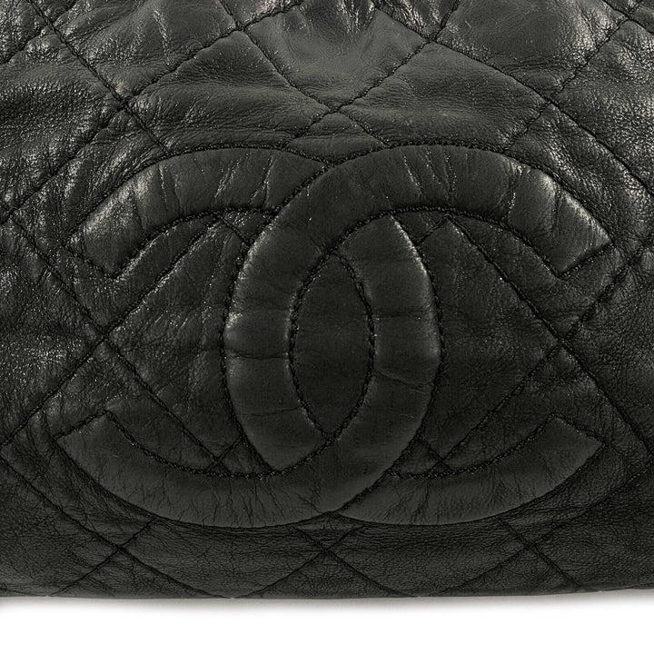 Chanel - Sea Hit CC Iridescent Calfskin Medium Black Shoulder Bag
