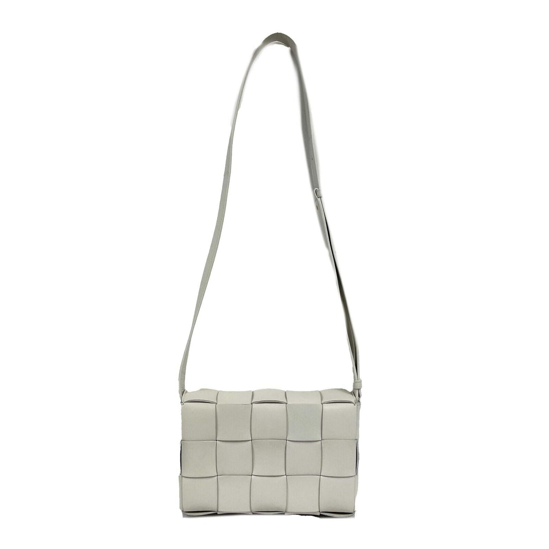 Bottega veneta - Off White Intrecciato-Woven Cassette Lambskin Shoulder Bag