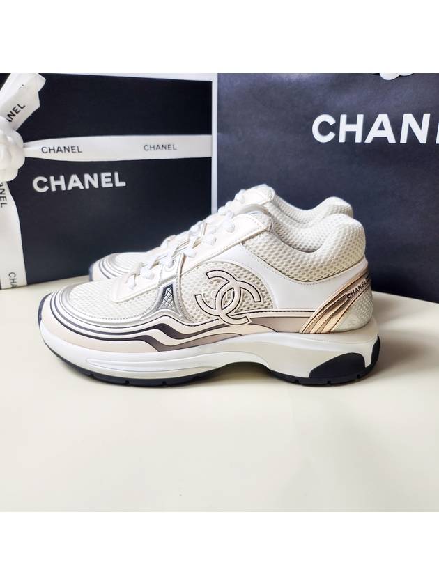 Women CC Logo Fabric Laminated Low Top Sneakers Silver Ivory Chanel