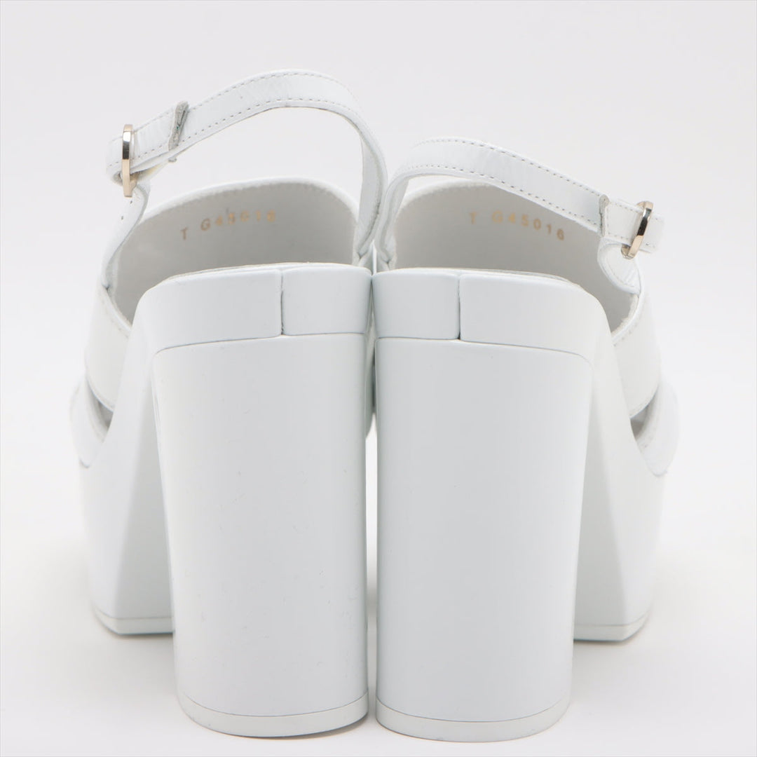 Top Quality Chanel Coco 23AW Patent Leather Sandal 35C  White G45016 Crample