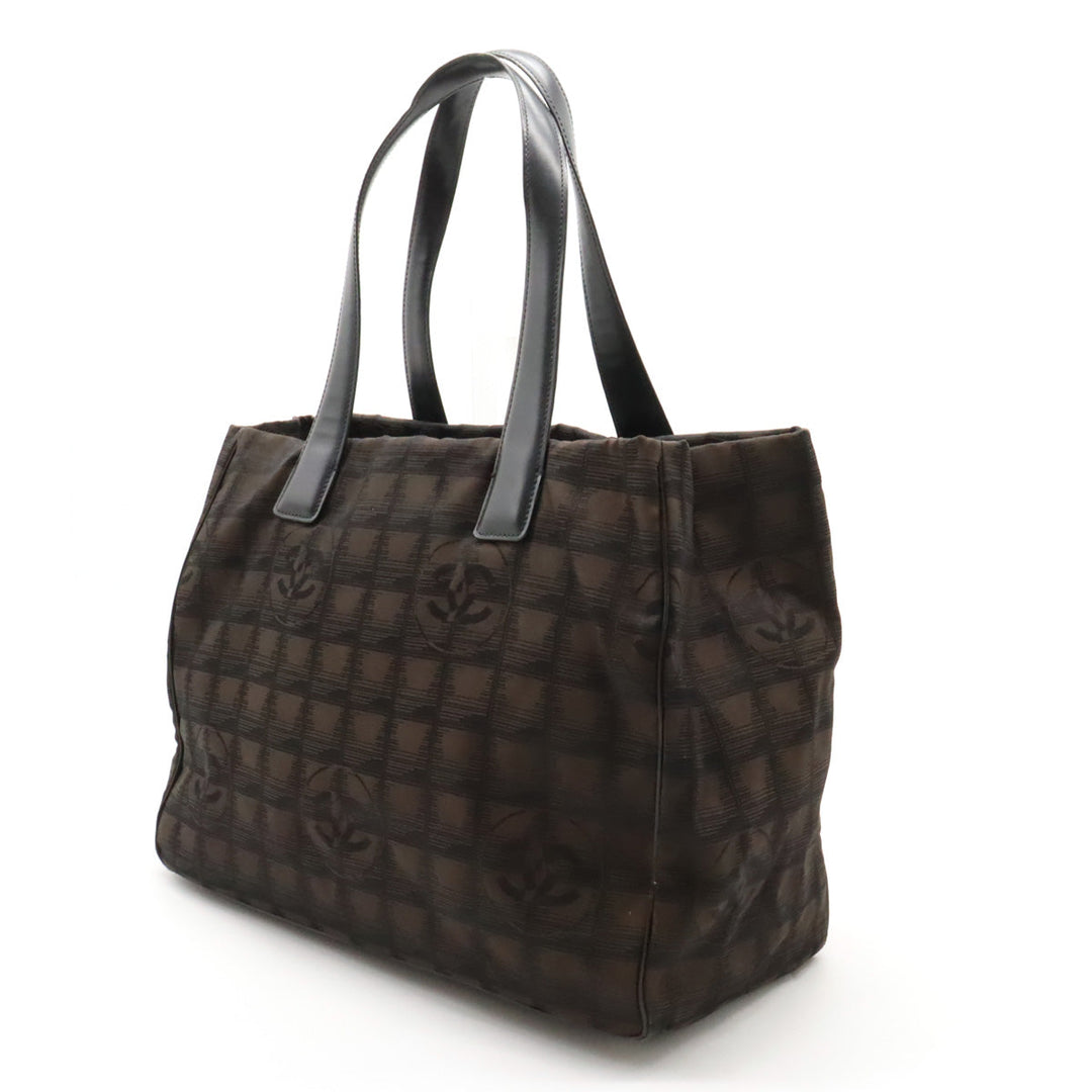 Top Quality Chanel NEW LABEL LINE TOTO MM TOTO BAG Nylon Jaguar Dark Brown Tea Black A15991