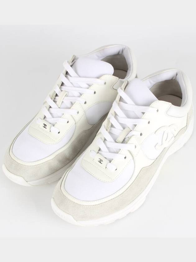 CC logo cruise sneakers 43 280 Chanel