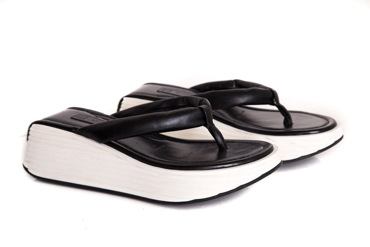 Givenchy Black & White Leather Sandals SZ 39