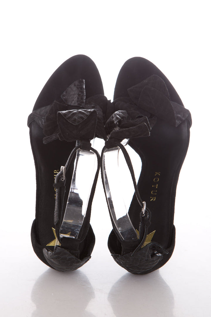 Kotur Gilda Black Suede Strappy Heels SZ 39
