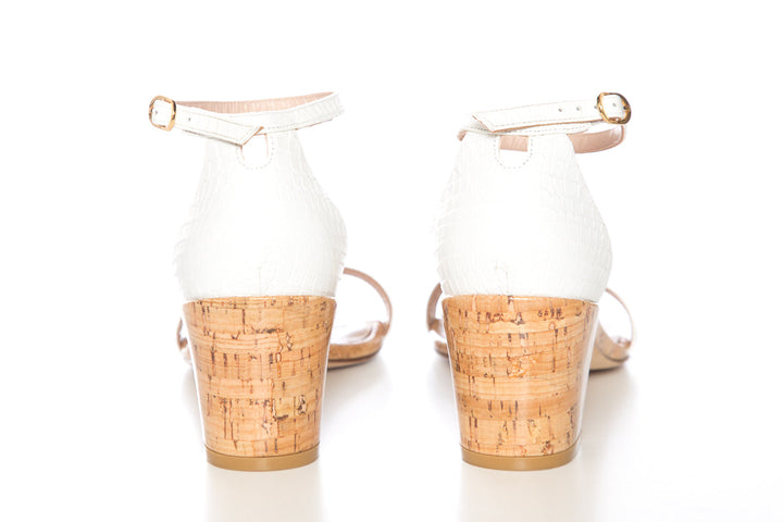 Stuart Weitzman Cork and White Sandals SZ 9.5