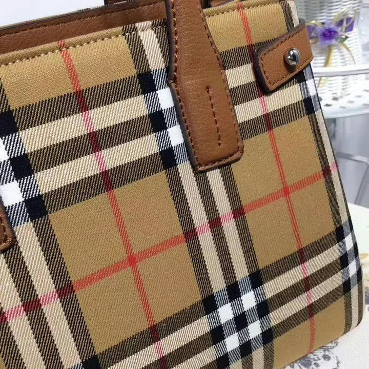 Burberry Bags - BG Bags - 1084