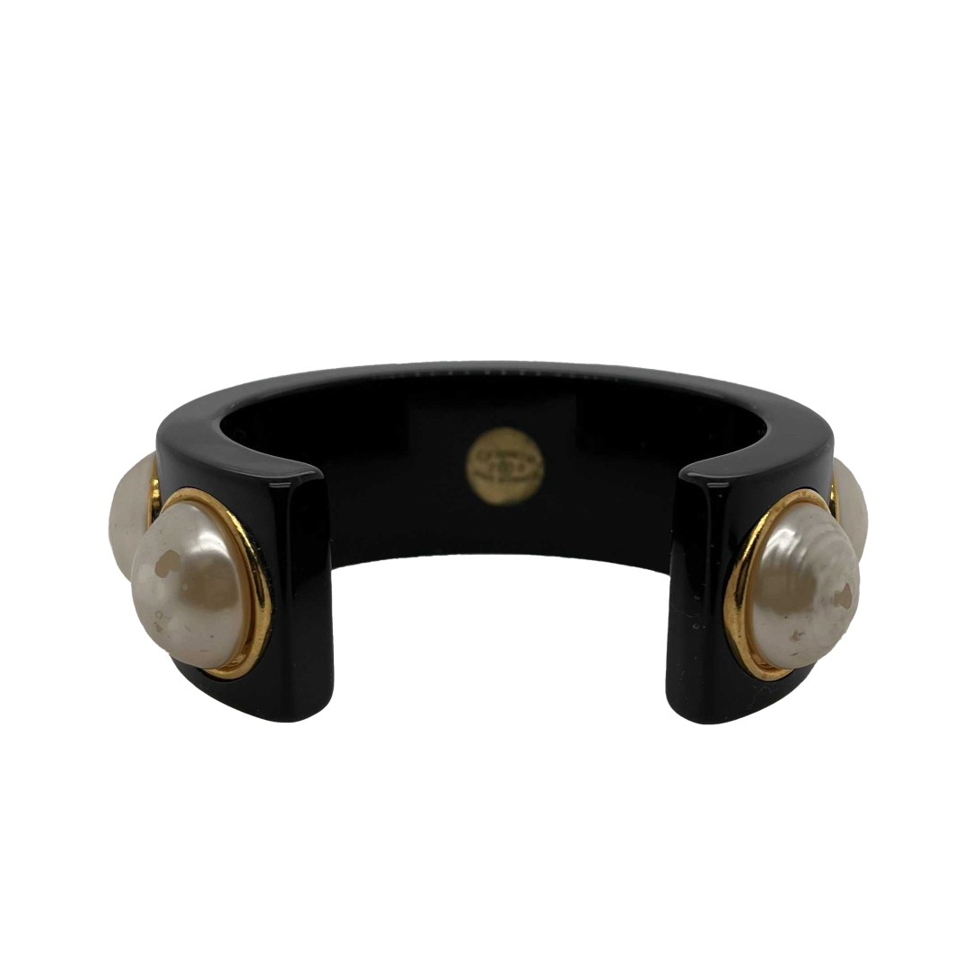 Chanel - Vintage Large Pearl Resin Cuff - Black - Bracelet