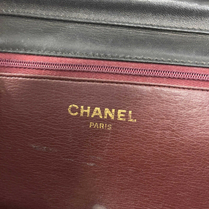 Chanel - VTG CC Logo Old Medium Black Matelasse Quilted Shoulder Bag