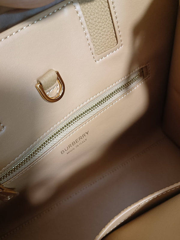 Burberry Bags - BG Bags - 208