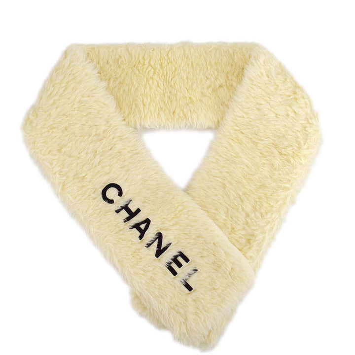 Top Quality Chanel Fur Shawl White Small New