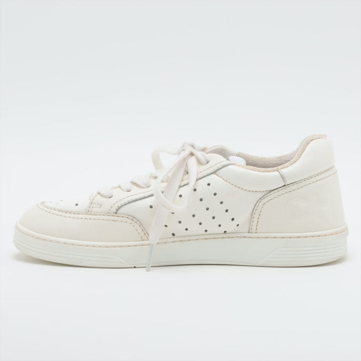 Top Quality Chanel Coco Leather Trainers 38  White G38808