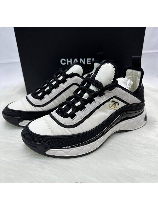 CC Logo Mixed Fiber Low Top Sneakers Black White Chanel
