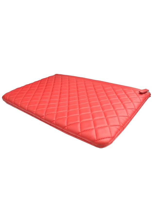 Boy Red Lambskin Quilted Gold Plated Large Clutch No 21 Chanel