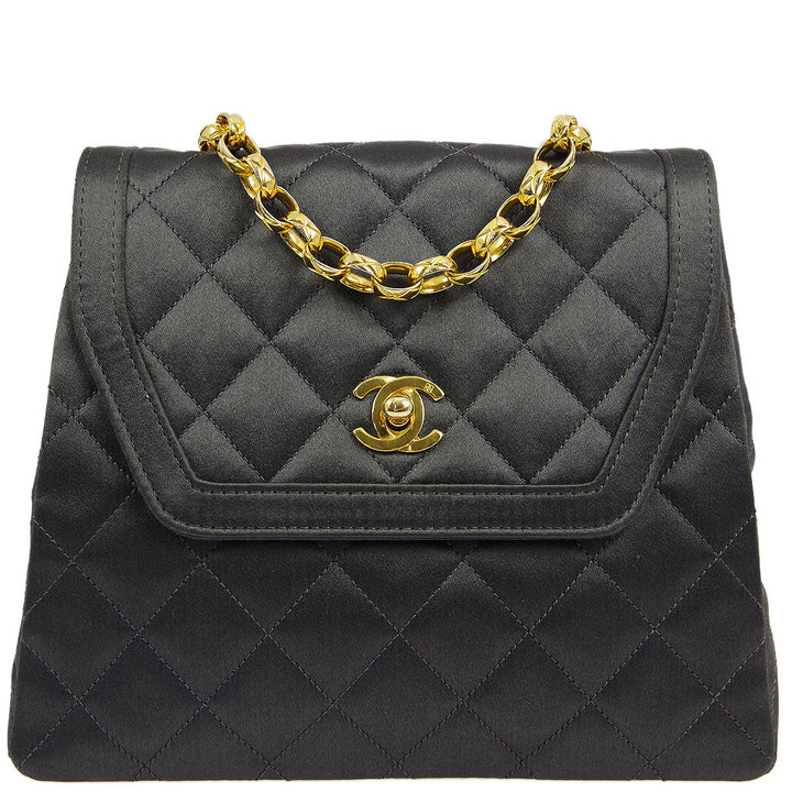 Top Quality Chanel * 1989-1991 Gray Satin Border Flap Bag & Pouch Set