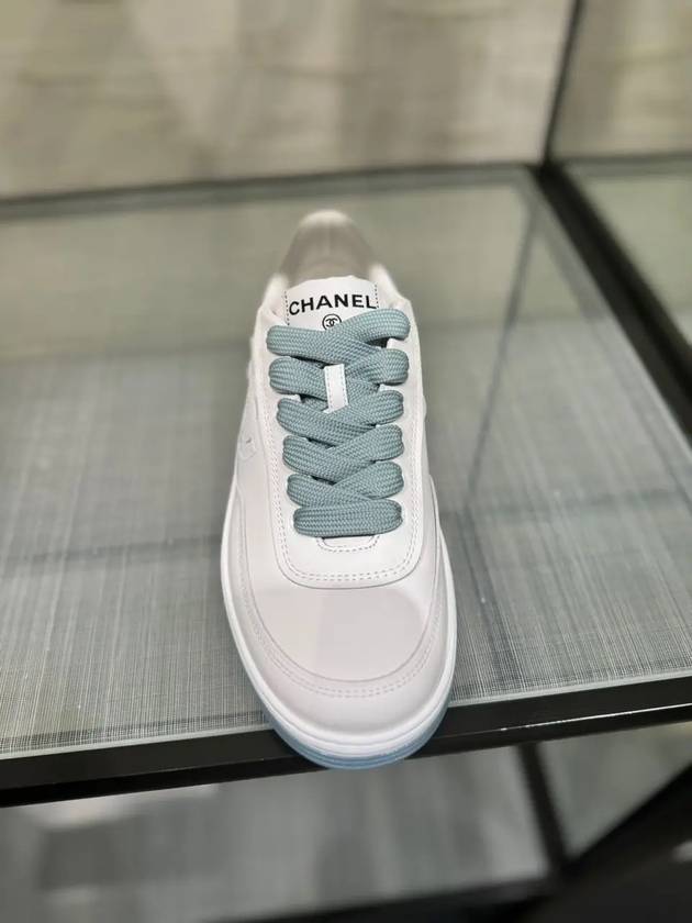 Calfskin Low Top Sneakers White Chanel