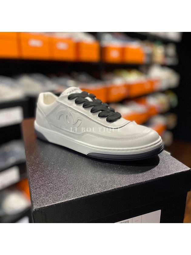 CC Logo Calfskin Low Top Sneakers White Chanel