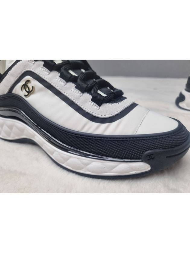 CC Logo Mixed Fiber Low Top Sneakers Black White Chanel
