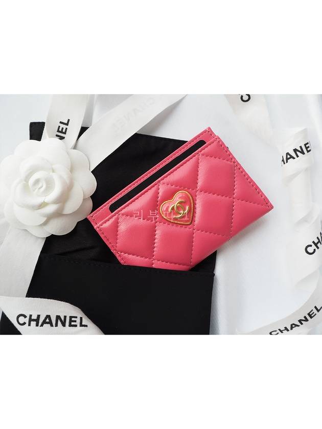Heart Logo Lambskin Card Wallet Pink Chanel