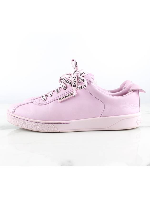 shoe lace pink Chanel