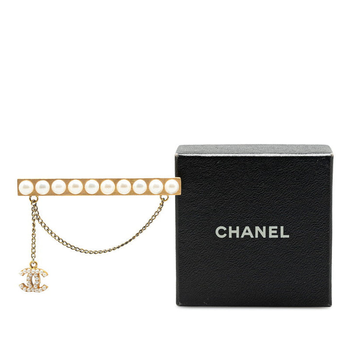Top Quality Chanel Vintage Coco Mark Pearl Brooch Gold