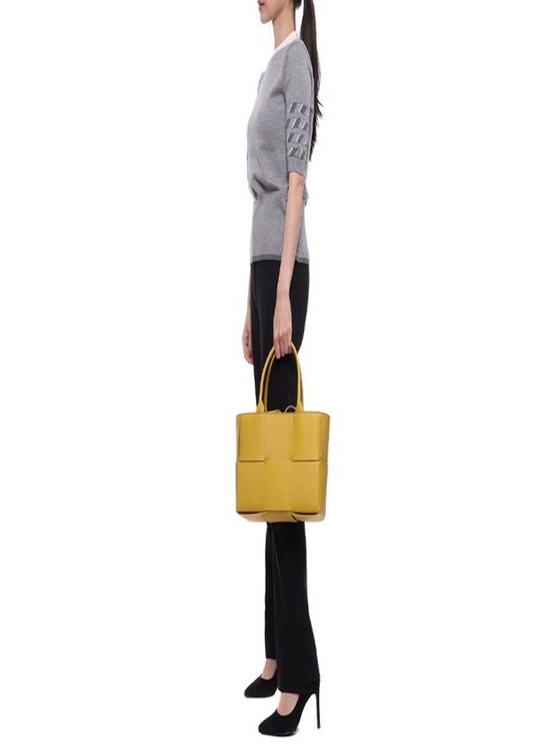 Bottega veneta Bottega veneta Intrecciato Arco Tote Bag Small 652867