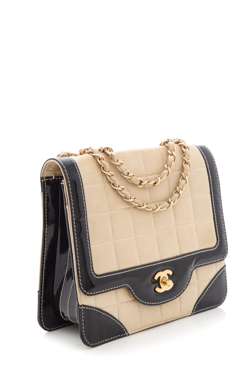 Top Quality Chanel 2000 Beige &  Black Chocolate Bar Handbag