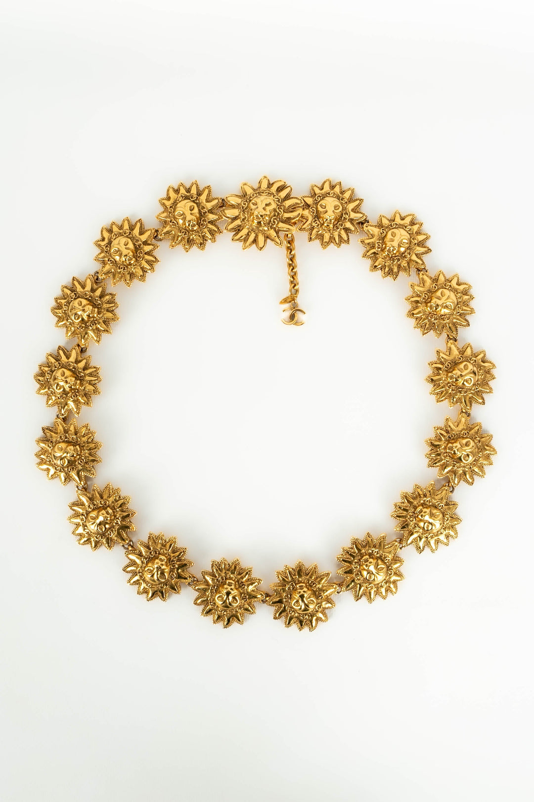 Ceinture "t√™tes de lion" Chanel