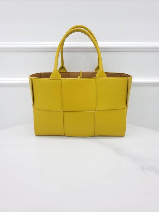 Bottega veneta Bottega veneta Intrecciato Arco Tote Bag Small 652867