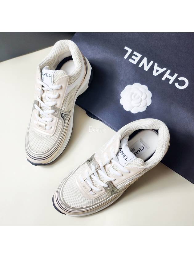 Women CC Logo Fabric Laminated Low Top Sneakers Silver Ivory Chanel