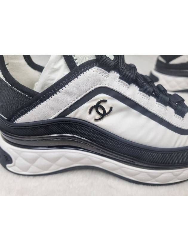CC Logo Mixed Fiber Low Top Sneakers Black White Chanel