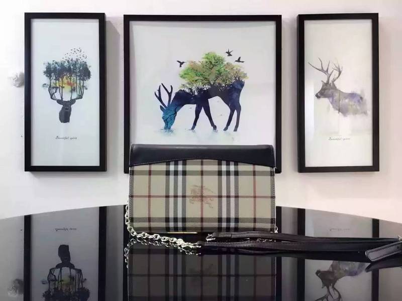 Burberry Bags - BG Bags - 1126