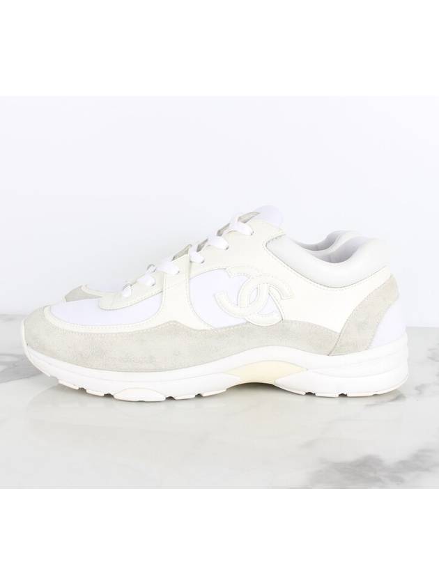 CC logo cruise sneakers 43 280 Chanel