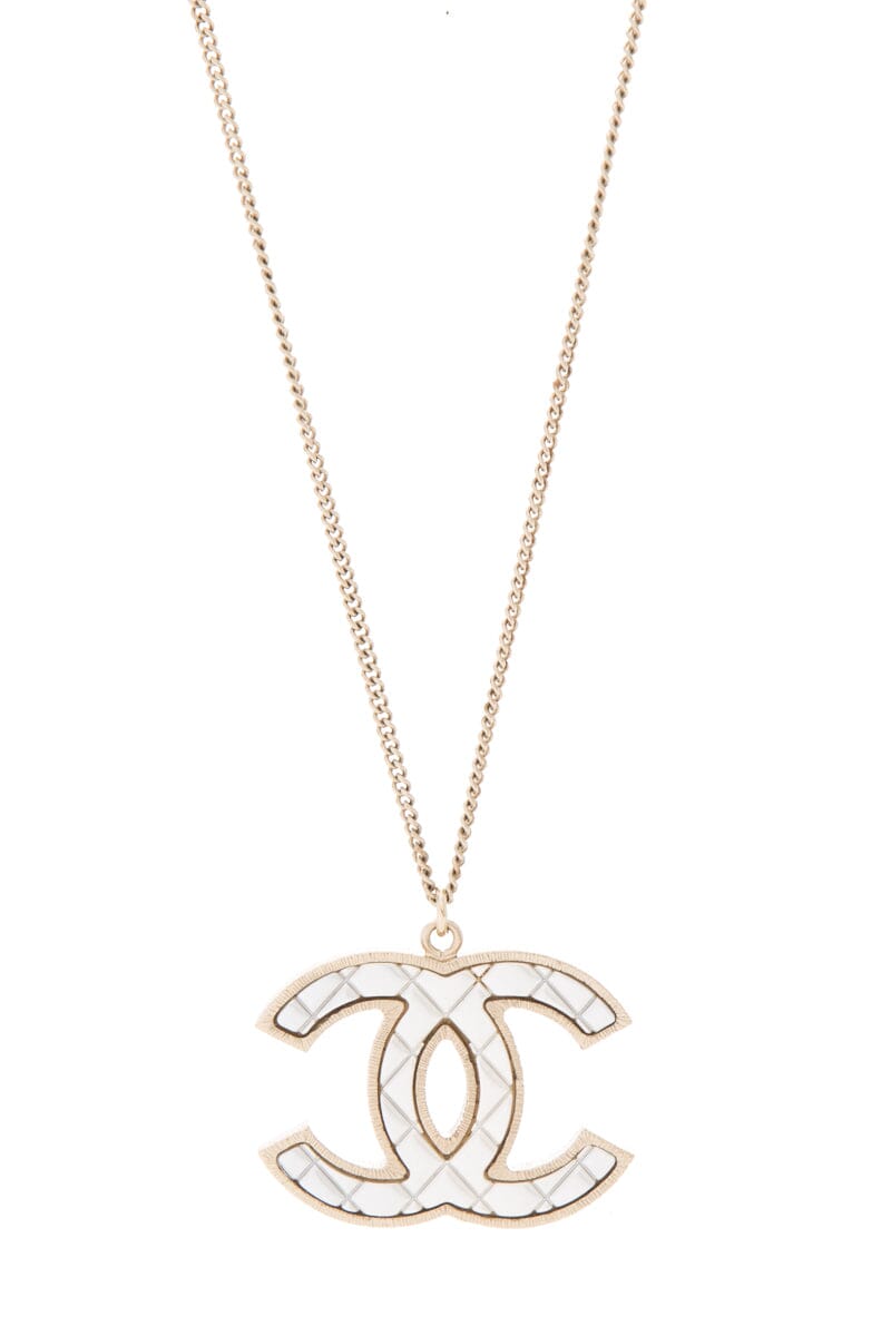 Top Quality Chanel 2016 Gold Quitled CC Pendeant Necklace