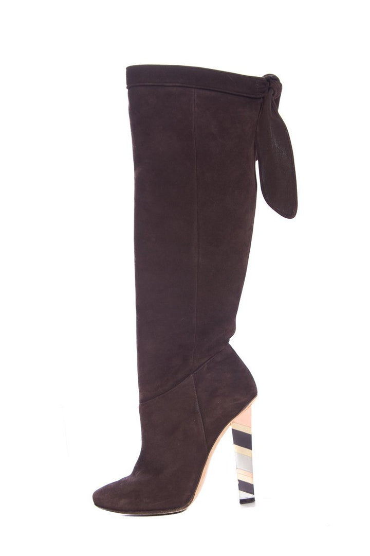SZ 37.5 Boots