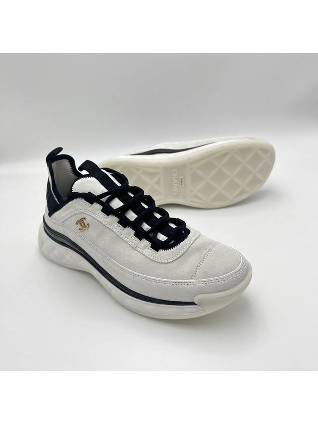 Mixed Fiber Suede Low Top Sneakers White Chanel