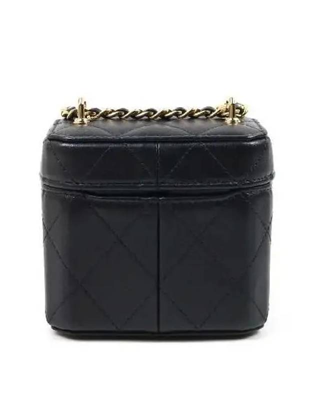 AP3459 Black Lambskin Mini Vanity Chain Cross Bag Chanel