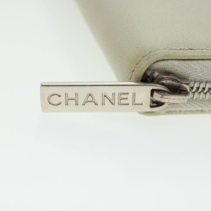 Chanel Caviar Skin Long Wallet Leather Silver CC Auth am2797g