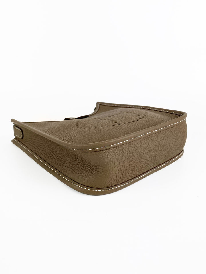 Hermes Etoupe Evelyne 16 Bag