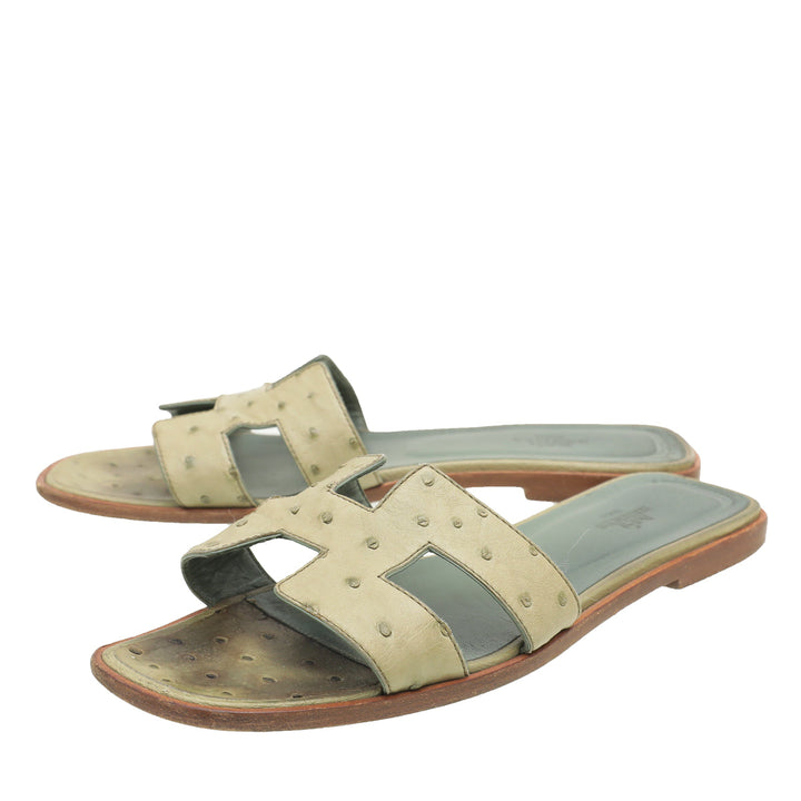 Hermes Mint Green Oran Ostrich Sandals 39