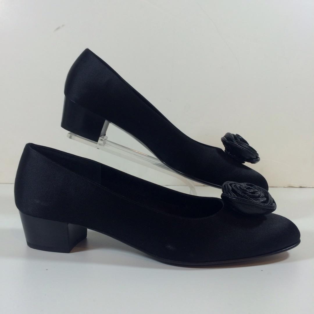 SALVATORE FERRAGAMO Black Satin Low Heel Pump with Leather Rosette Size 7 1/2