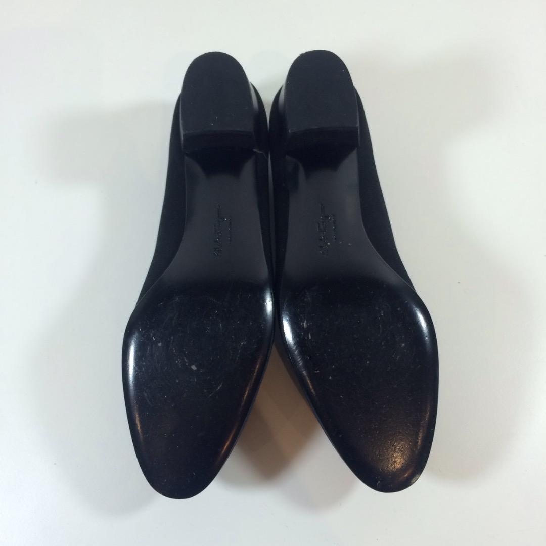 SALVATORE FERRAGAMO Black Satin Low Heel Pump with Leather Rosette Size 7 1/2