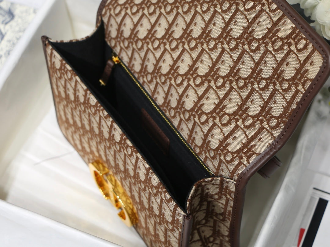 Christian Dior 30 Montaigne Bag