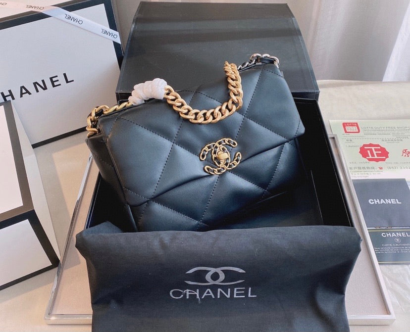 Top Quality Chanel Leather Handbag