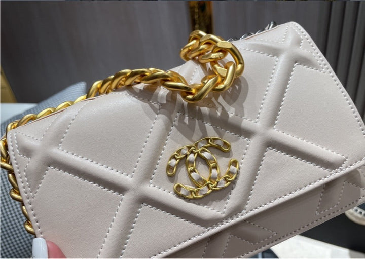Top Quality Chanel woman shoulder Handbag